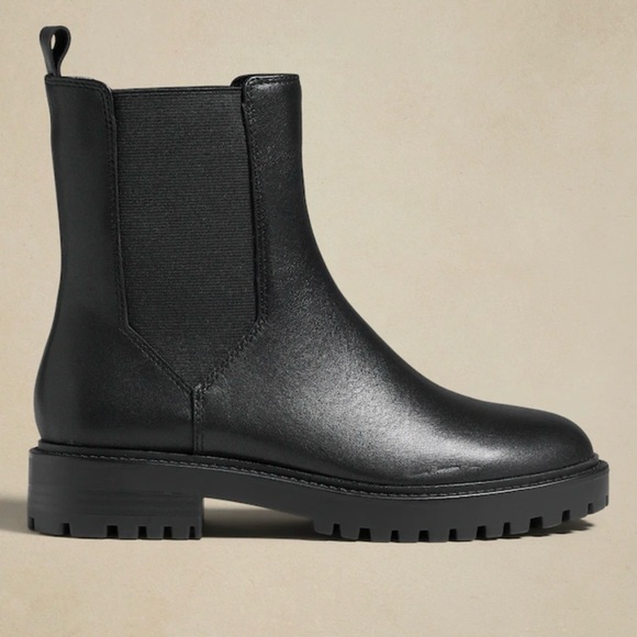 Banana Republic Shoes - Banana Republic Lug Sole Chelsea Boots Size 8